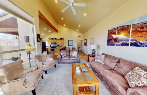 Moab South Valley Condo | Robert's Roost #W4 | 3 Bed, 2 Bath