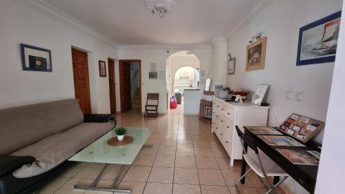 Benalmadena Costa House | Roberto Guest House "Casa Compartida"