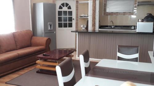 Robertsham House | Robertsham (Halaal) Self Catering Cottages 2