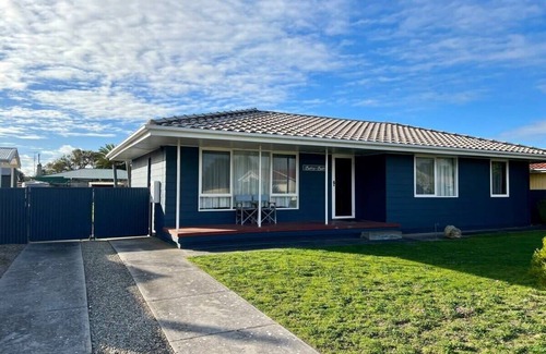 Waterhouse House | Robey Robe - Wi-Fi