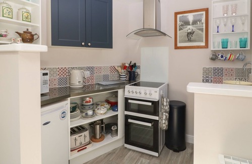 Bere Alston Cottage | ROBINS REST, pet friendly, character holiday cottage in Bere Alston