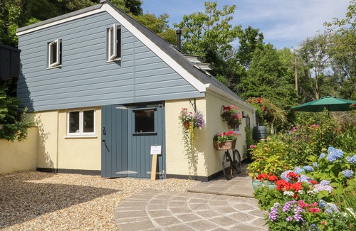 Bere Alston Cottage | ROBINS REST, pet friendly, character holiday cottage in Bere Alston