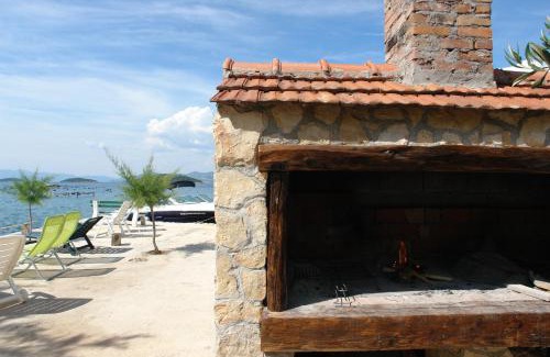 Dubrava Apartment | Robinson Dora