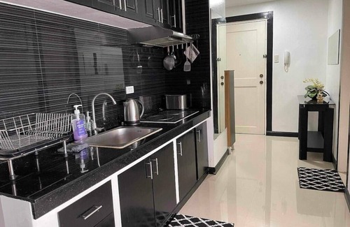 Ermita Condo | Robinson's Place Residences Manila