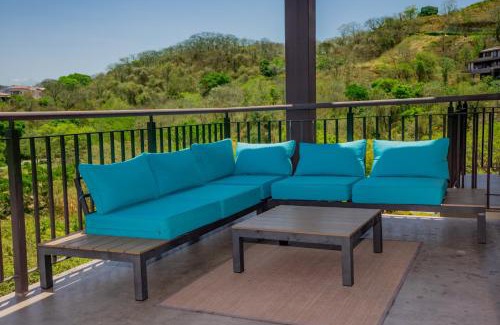 Playa Conchal Apartment | Roble Sabana 305 Luxury Condo - Reserva Conchal