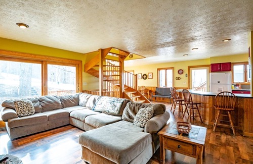 Northface House | Robyn`s Nest - 304 Slopeside Road