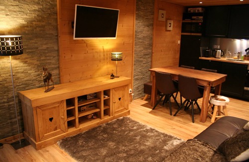 Val-Thorens Apartment | Roc de Péclet, Balcony facing south, At the foot of the slopes, 4/6 people, 2 bedrooms, separate WC