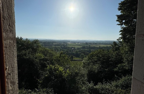 Cavagnac House | Rocamadour-Padirac. House 2 Bedrooms. Sleeps 5. Charming.