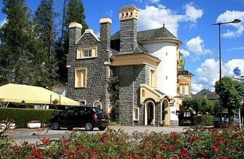 Albussac Hotel | Roche de Vic