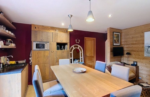 Le Planellet Apartment | Rochebrune- Apartment for 4 people, 50m², 5min from Le Chamois