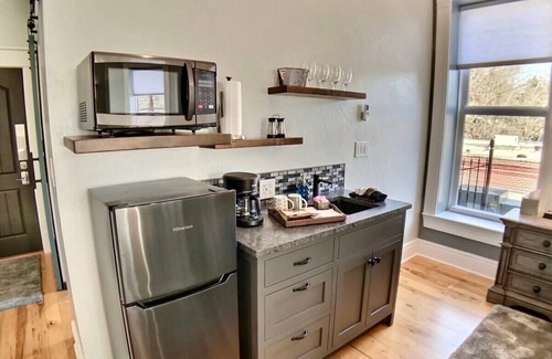 Eureka Springs Historic District Apartment | Rock House North Side Suite, Downtown, VIP Parking