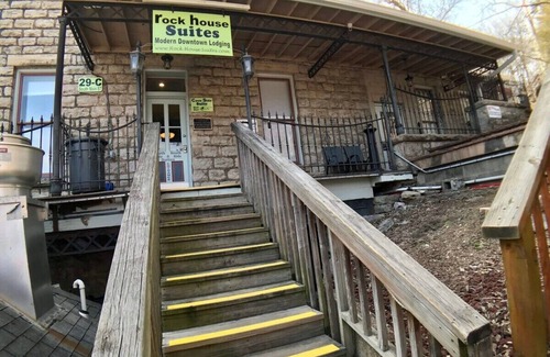 Eureka Springs Historic District Apartment | Rock House North Side Suite, Downtown, VIP Parking