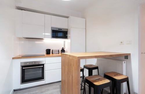 Nouvelle Ville Apartment | Rock-In-Share- Le Bon Pasteur