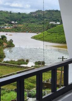 Vagamon Resort | Rock Lake Villa