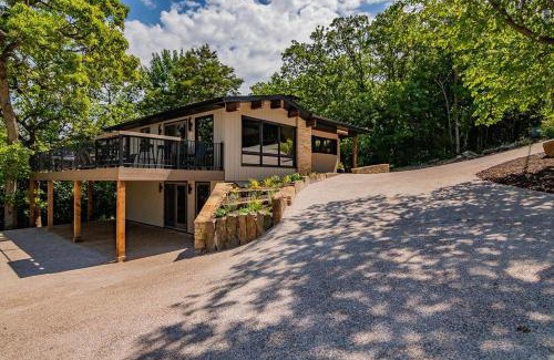 Big Cedars Cabin | Rock Ledge Retreat