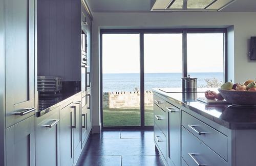 Craster Cottage | Rock Lobster - a family friendly that sleeps 8 guests in 4 bedrooms