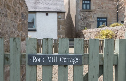 South Charlton Cottage | ROCK MILL COTTAGE, pet friendly, with open fire in Embleton