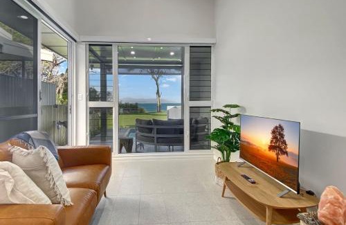 Picnic Bay Villa | Rock Salt Villa 2