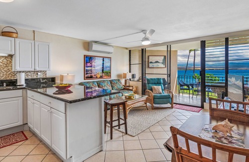 Maalaea Condo | Rock to the Roll of the Surf!