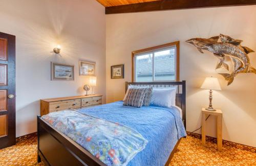 Rockaway Beach House | Rockaway Beach Cozy Cabin