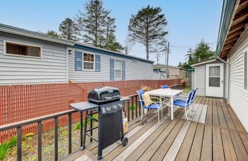 Rockaway Beach House | Rockaway Beach Home, Walk to Ocean, Pet Friendly!