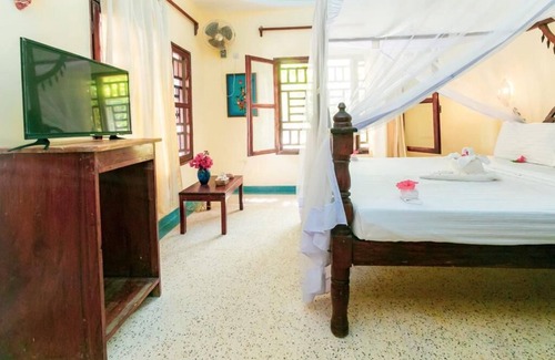 Watamu Villa | RockHouse Apartment at Sun Palm
