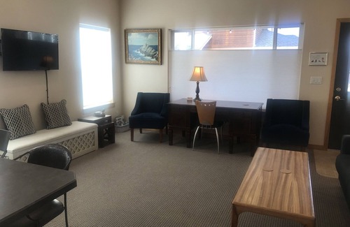 Bend House | Rocking CR Ranch Guesthouse, perfect for those who like to get away from it all