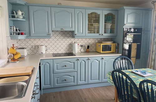 Newcastle Cottage | Rocklea Seaside Cottage