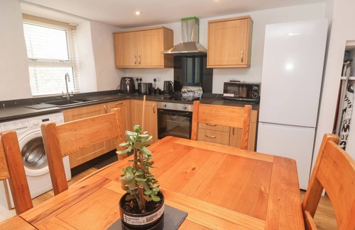 St Ives House | ROCKPOOLS, 23 CARNCROWS STREET, pet friendly in St Ives