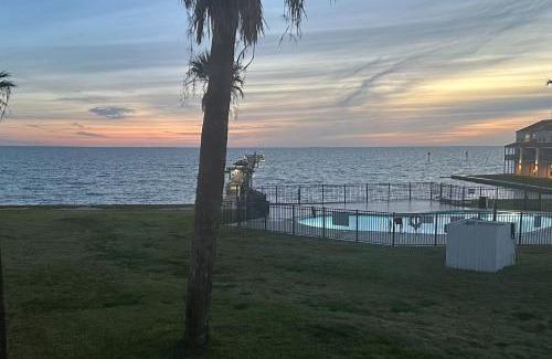 Harbor Oaks Apartment | Rockport Getaway #608