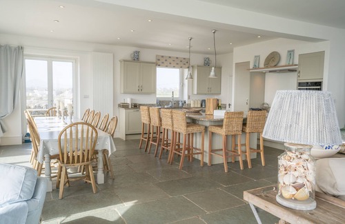 Trearddur Bay Apartment | Rockside, Trearddury Bay