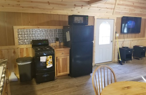 South Bloomingville Cabin | Rockview Cottage, Hocking Hills