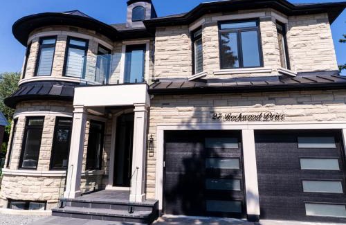 Scarborough Villa | Rockwood