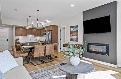 Copperstone Resort Condo | ☀️Rocky Mountain View Retreat |Hot Tub & Pool ☀️