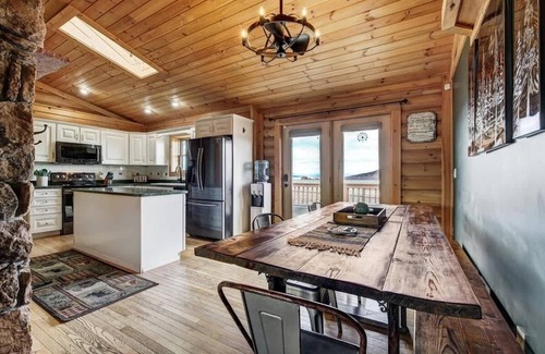 Fairplay Cabin | Rocky Mountain Meadows Lodge