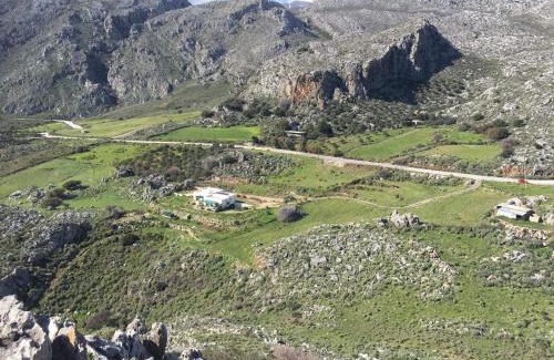 Agios Vasileios House | Rocky Mountain Way