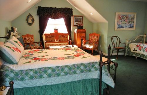 Thompson Falls Bed & Breakfast | Rocky Point Ranch, Montana