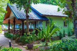 Thap Sakae Resort | Rocky Point Resort