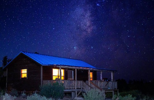 Fredericksburg Cabin | Rocky Ridge Cedar Cabin With Hot Tub & Amazing Views