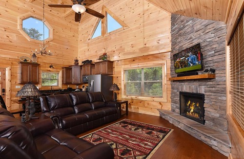 Sevierville Cabin | Rocky Top Roost - Two Community Pools, Relaxing Hot Tub, Rec Room, Wi-Fi
