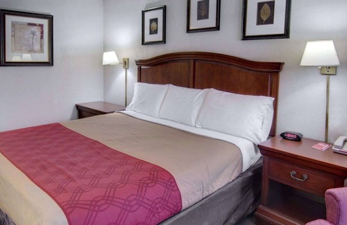 El Dorado Hotel | Rodeway Inn Conference Center El Dorado