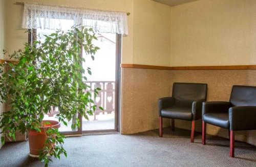 Lake Placid Hotel | Rodeway Inn Lake Placid South