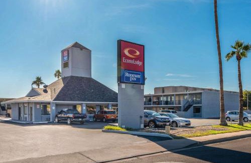 Westown Commercial Center Hotel | Rodeway Inn Phoenix North I-17