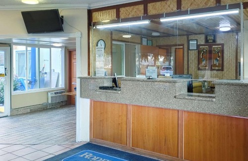 SeaTac Hotel | Rodeway Inn Seatac
