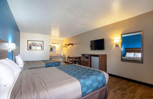 St. George Hotel | Rodeway Inn St George North - Near Pioneer Park