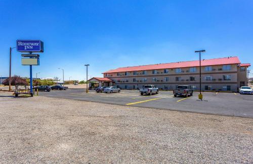Farmington Hotel | Rodeway Inn