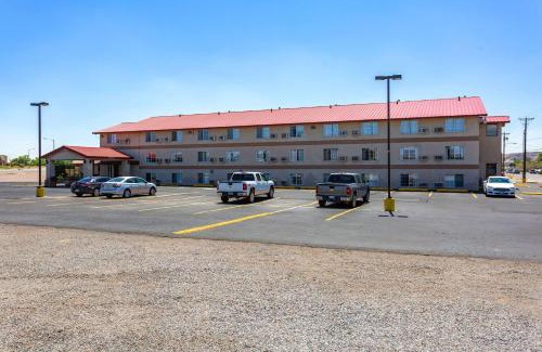 Farmington Hotel | Rodeway Inn