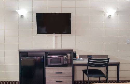 Nashville Hotel | Rodeway Inn