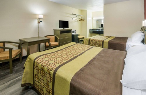 Ranger Hotel | Rodeway Inn