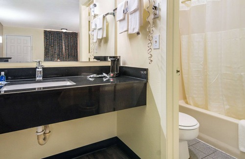 Ranger Hotel | Rodeway Inn